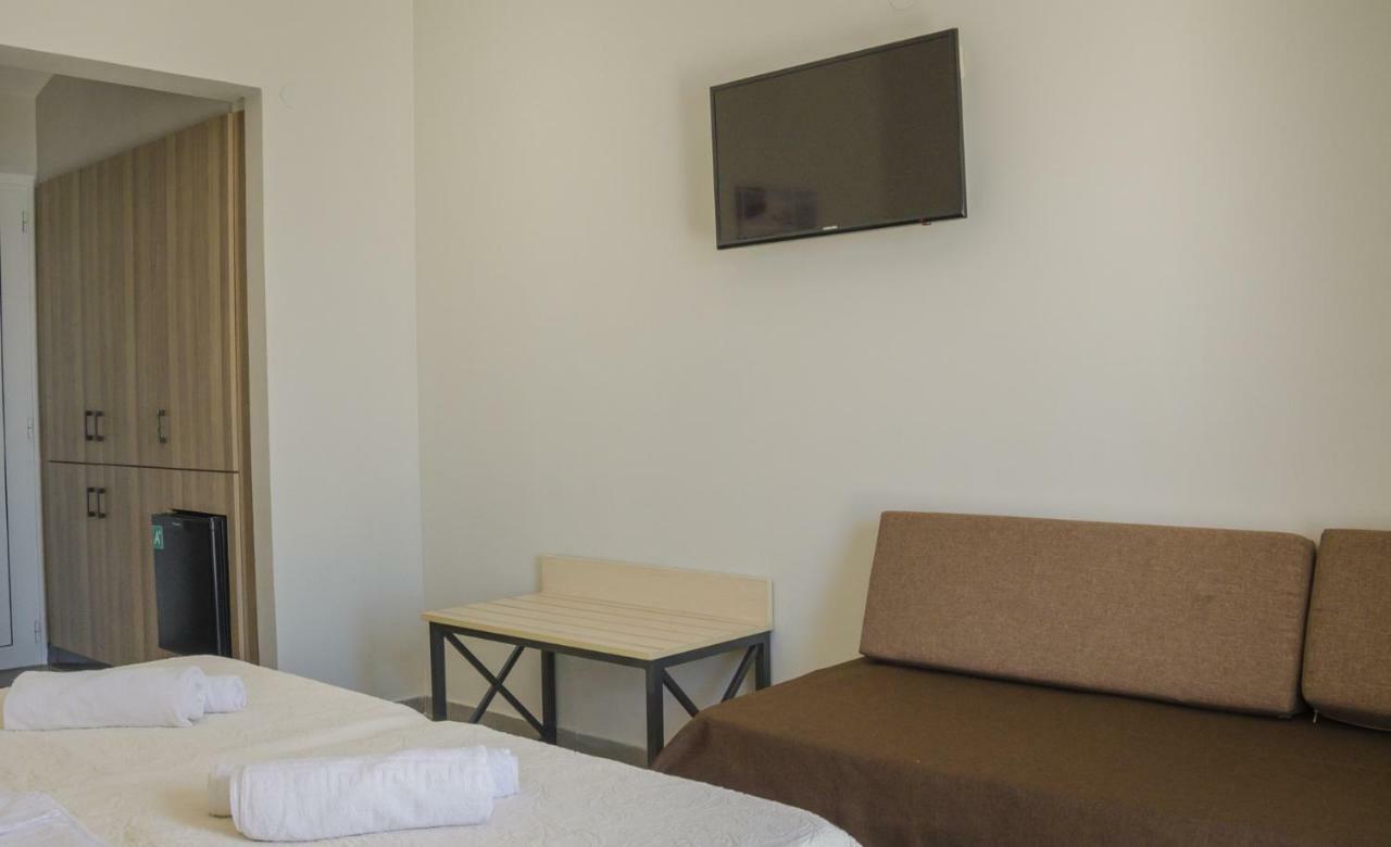 Dionysos Hotel Скала-Потамиас Экстерьер фото